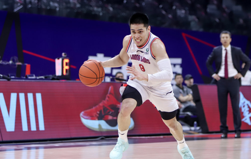 爱游戏-冲刺阶段广东宏远备战葡超，回应争议细节曝光，震撼外界，身体对抗强度拉满的简单介绍-爱游戏